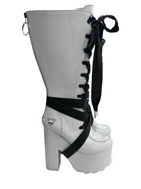 Monster High x YRU Draculaura VAMP "Reel Drama" Platform Knee-High Boots — 10